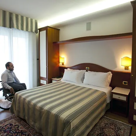 Vidi Miramare & Delfino Ξενοδοχείο Τζεσόλο Λίντο